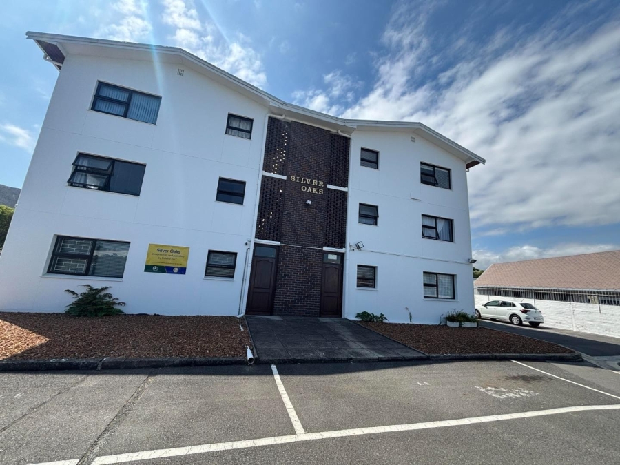 To Let 1 Bedroom Property for Rent in Northcliff Western Cape